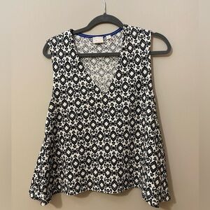 Postmark Anthropologie Monterey
Swing Black White Damask Textured Tank Size L